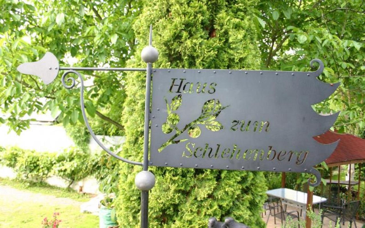 Pension Haus Zum Schlehenberg Bayreuth Kültér fotó